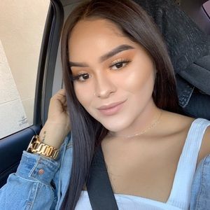 Meet your Posher, Melissa